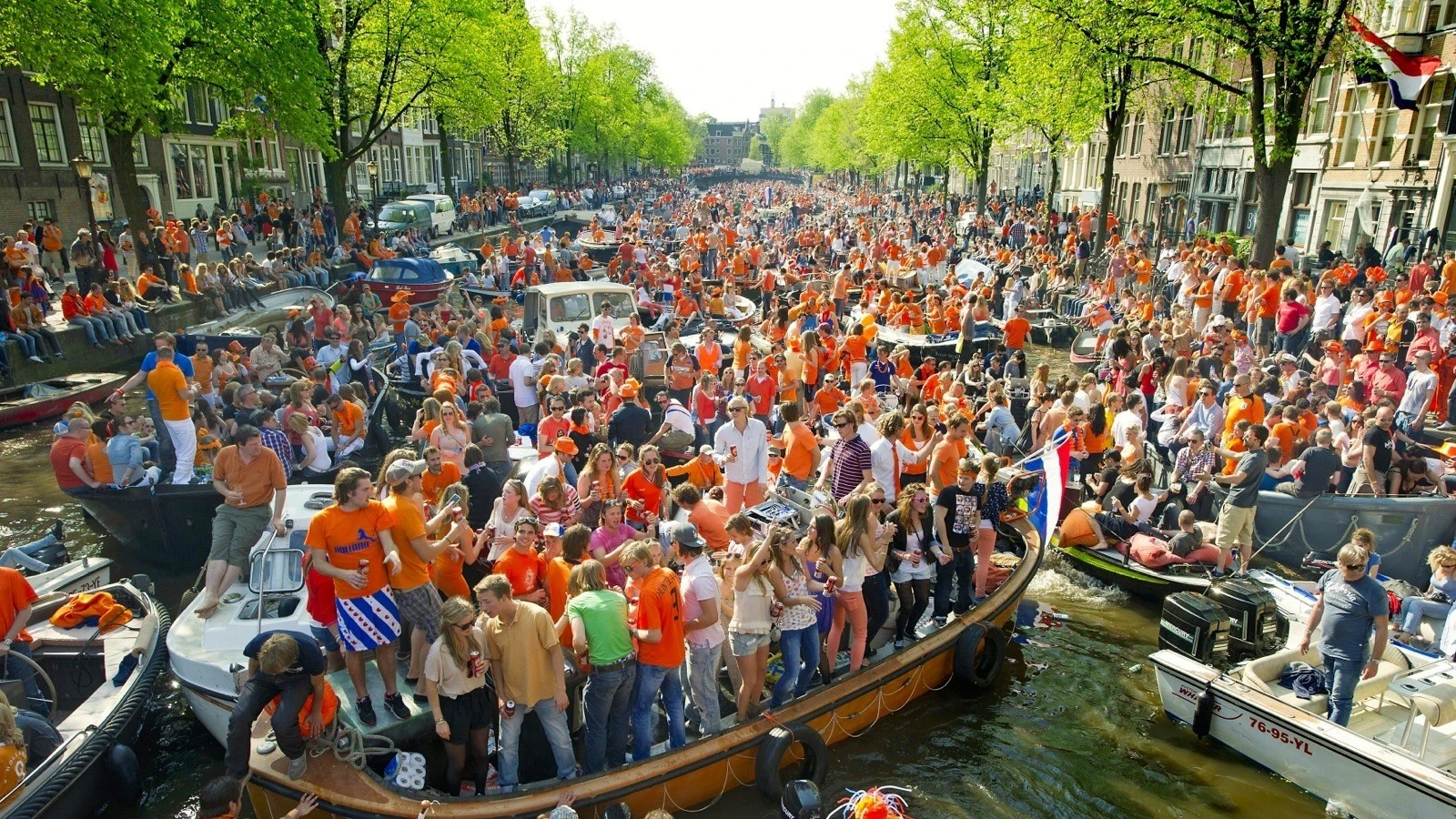 KINGS-DAY-Amsterdam